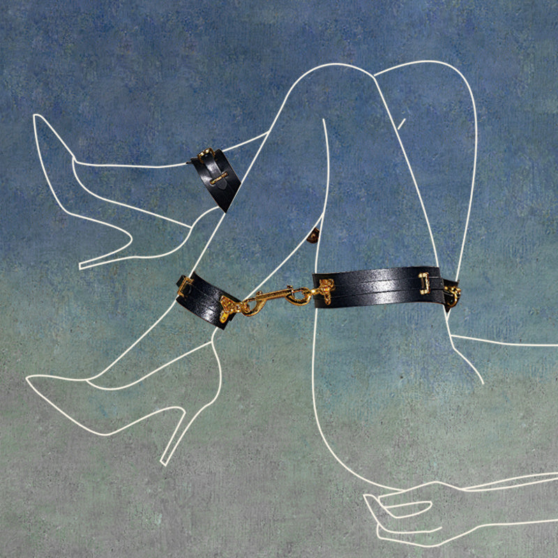 New High-end Cowhide Leg Ring Props