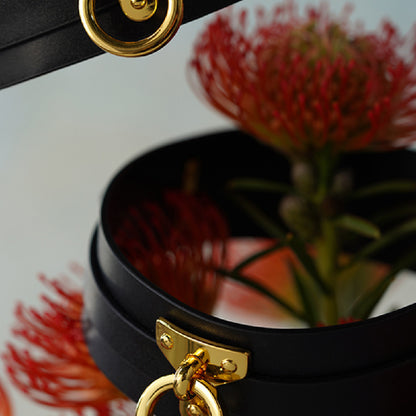 New High-end Cowhide Leg Ring Props